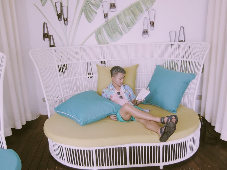 2016-12-06-07-00-23-2